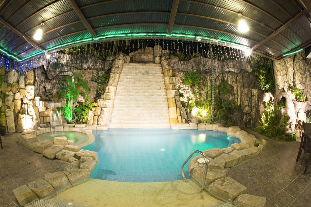 Goldenfield Kundutel Hotel Bacolod Bagian luar foto