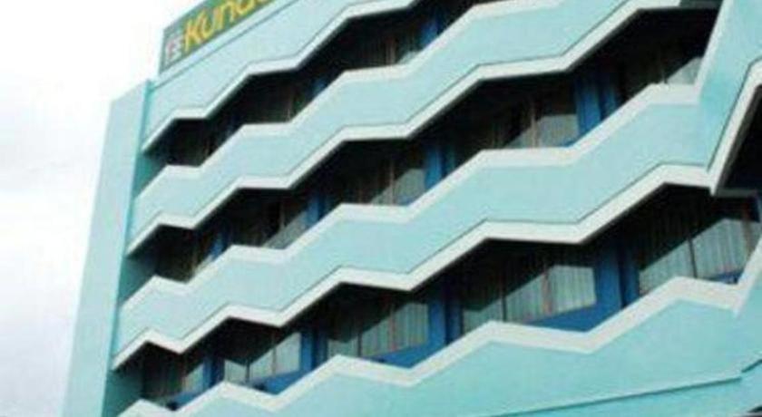 Goldenfield Kundutel Hotel Bacolod Bagian luar foto