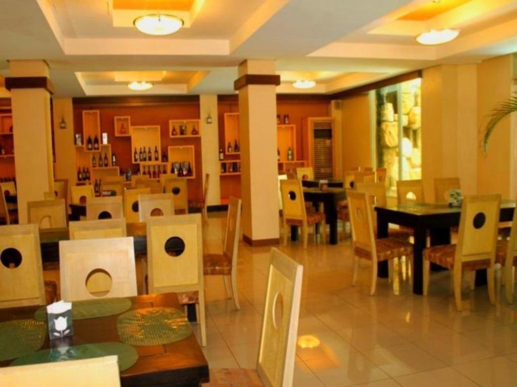 Goldenfield Kundutel Hotel Bacolod Bagian luar foto