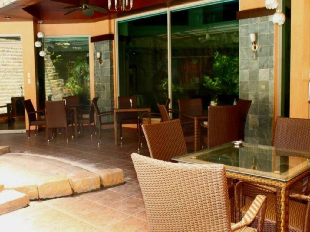 Goldenfield Kundutel Hotel Bacolod Bagian luar foto