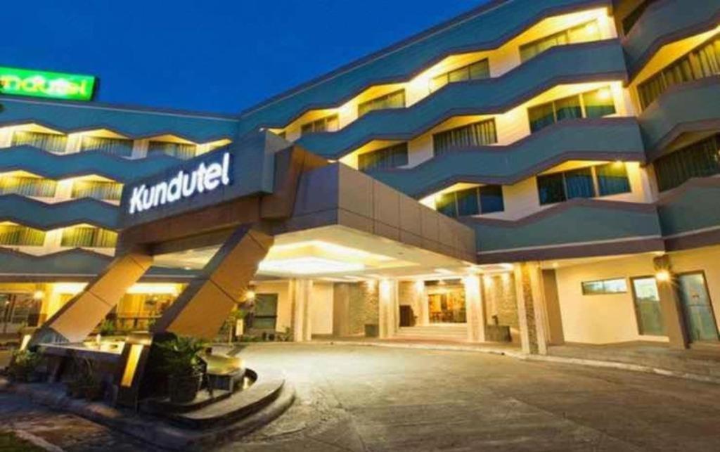 Goldenfield Kundutel Hotel Bacolod Bagian luar foto