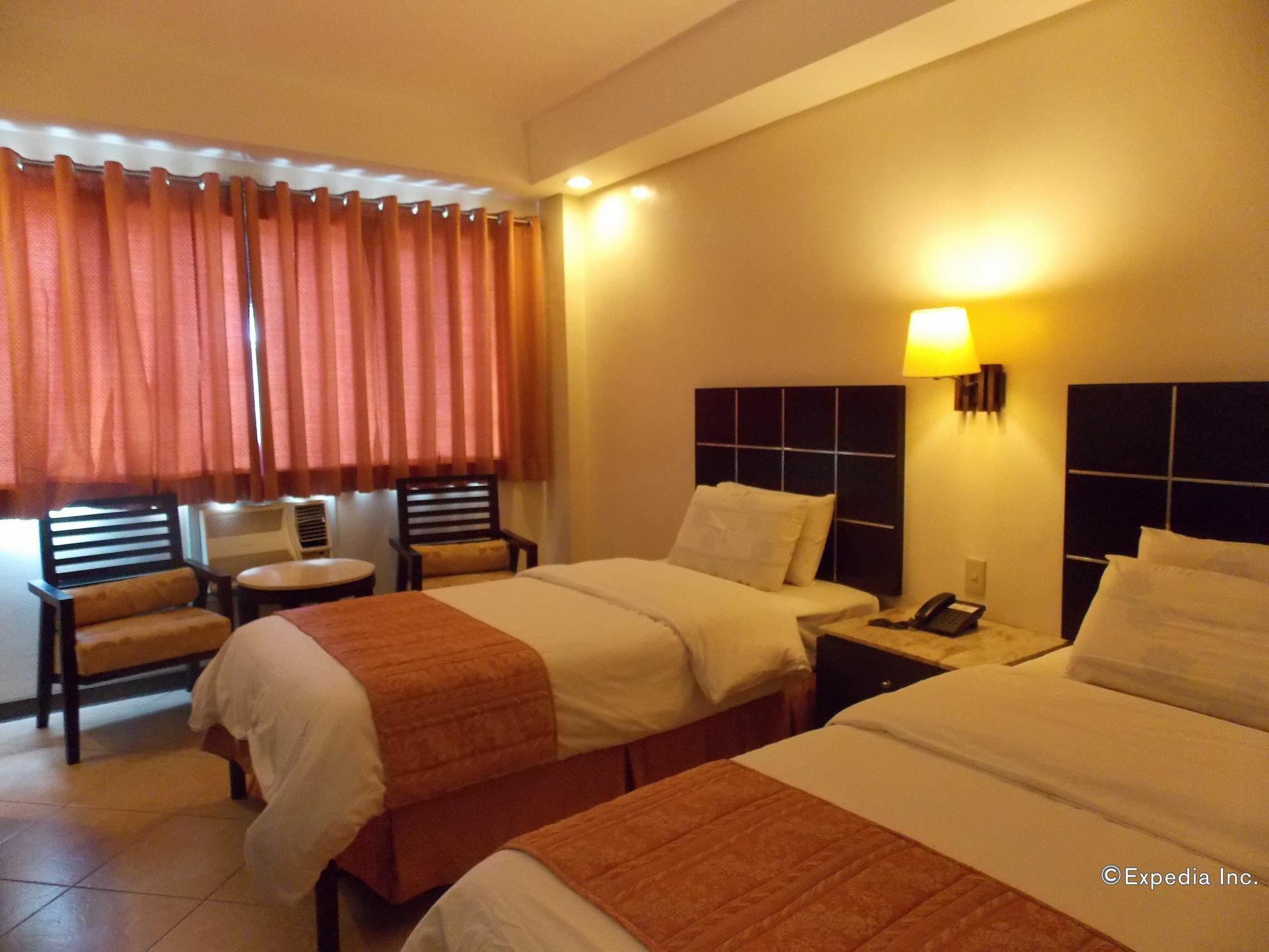 Goldenfield Kundutel Hotel Bacolod Bagian luar foto